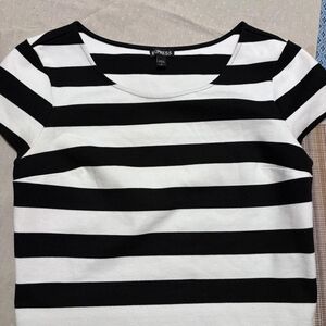 Express Bold Striped Short Sleeve Top